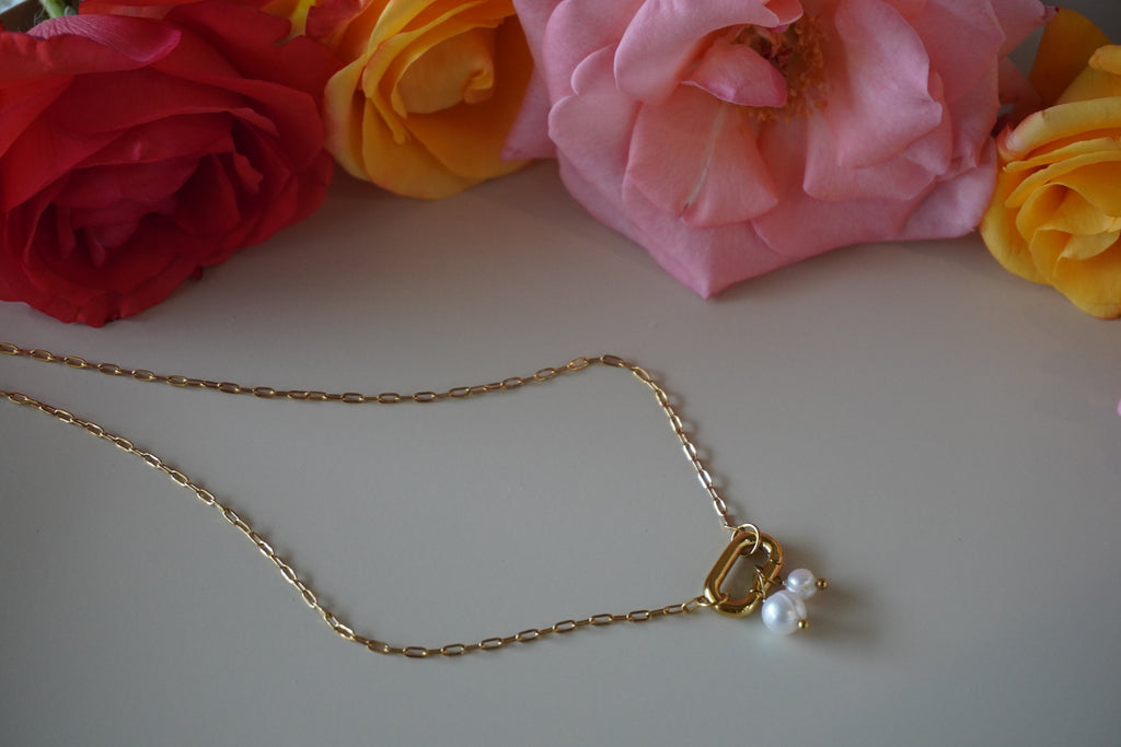 Sandy Charm Necklace