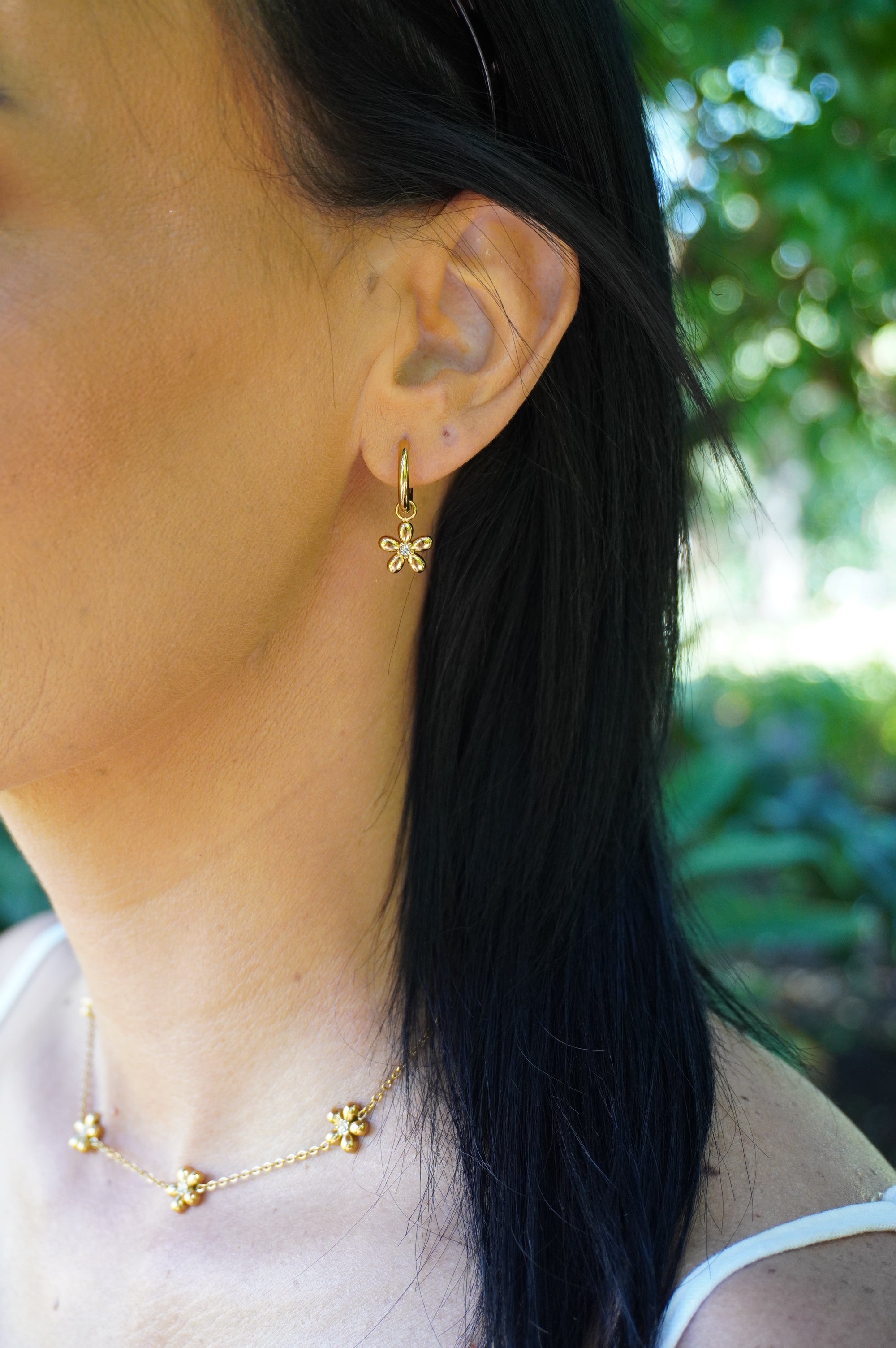 Charne Daisy Hoops