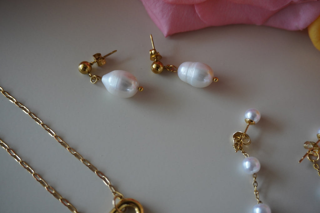 Winny Pearl Studs