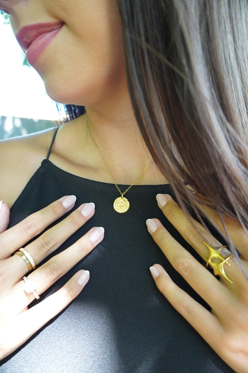 Dapple Pendant