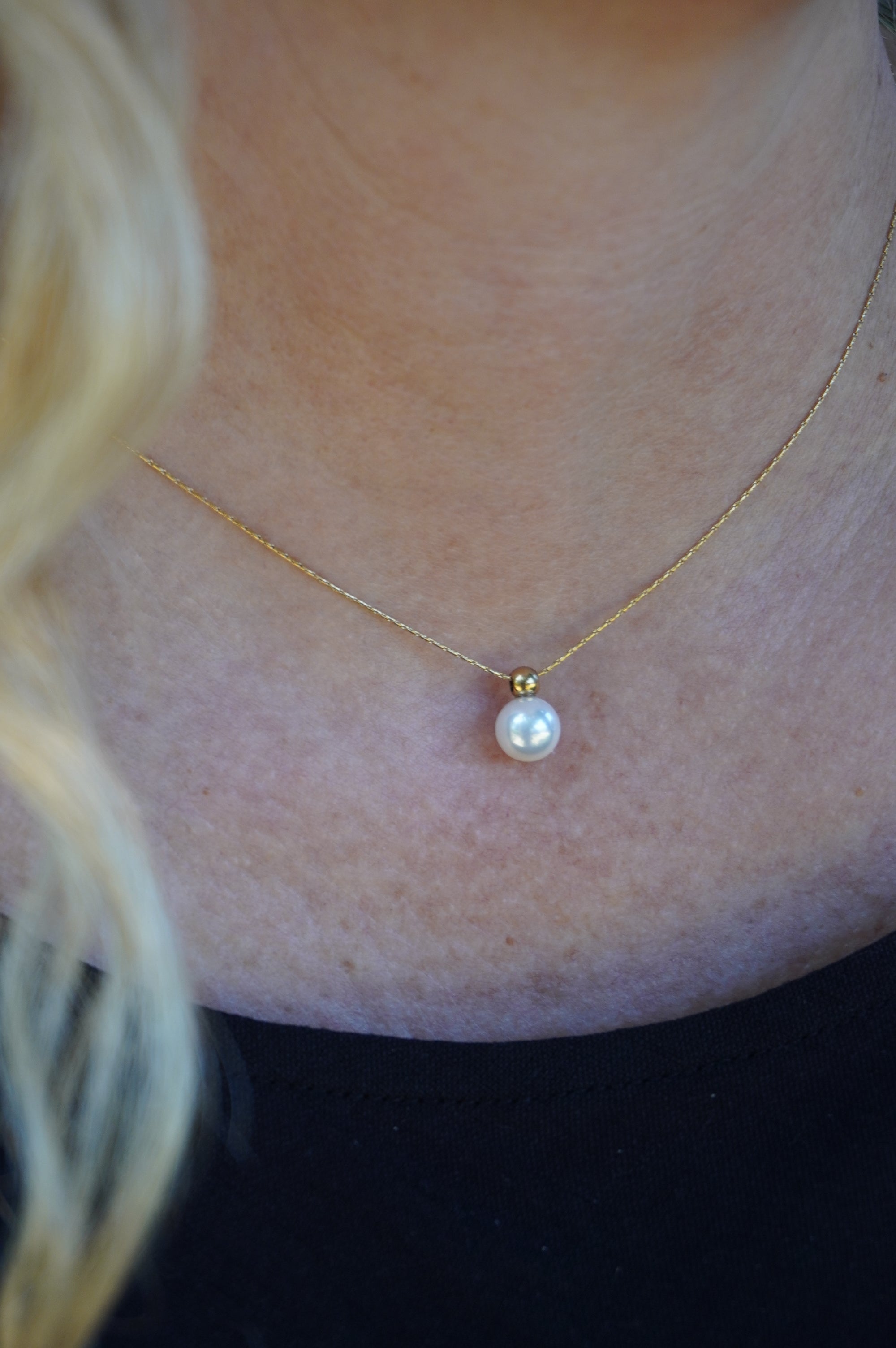 Pearly Pearl Pendant