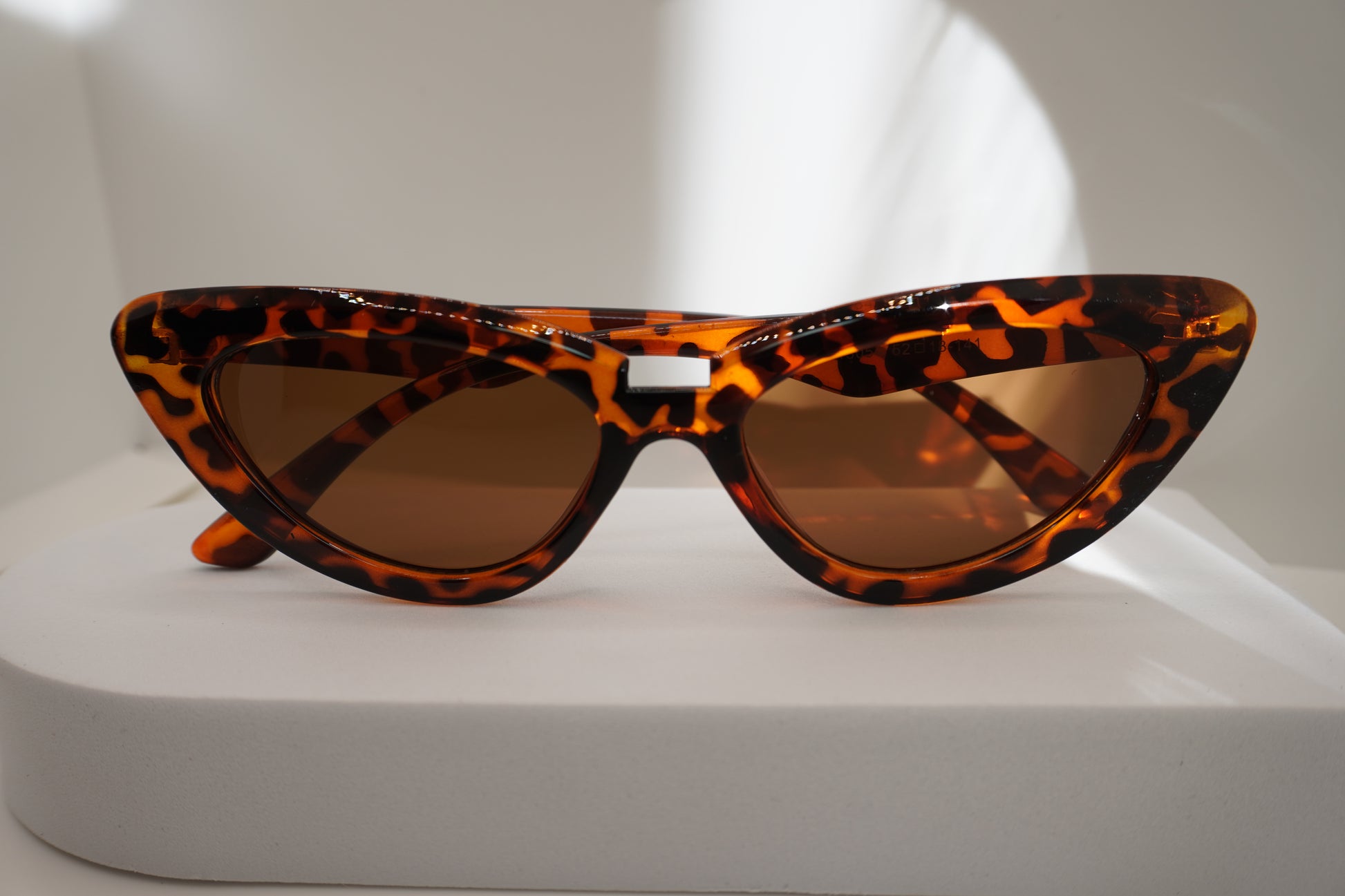 Tortoise Shell Cat Eye Sunnies