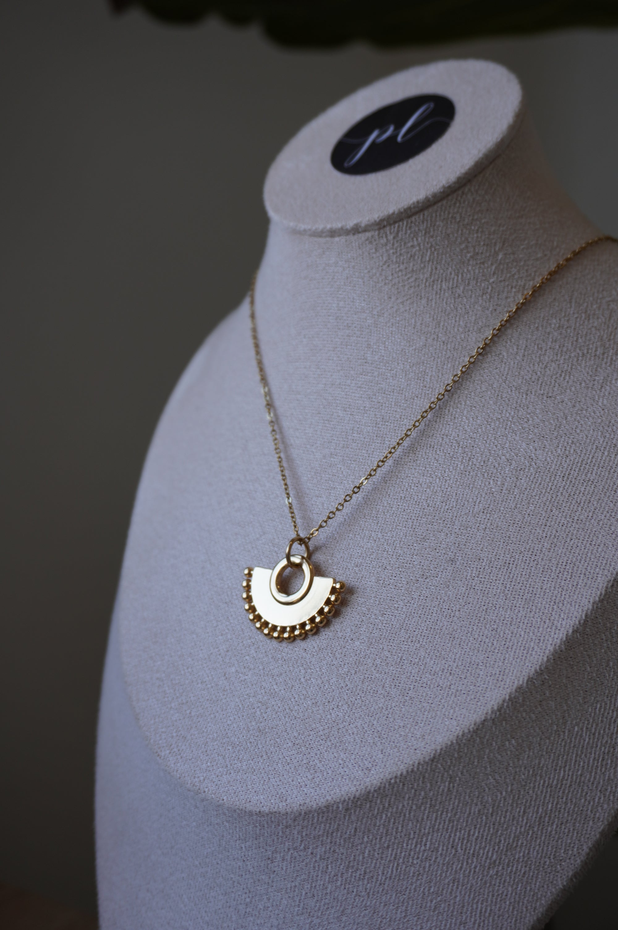 Alina Fan Necklace