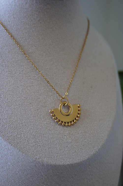 Alina Fan Necklace