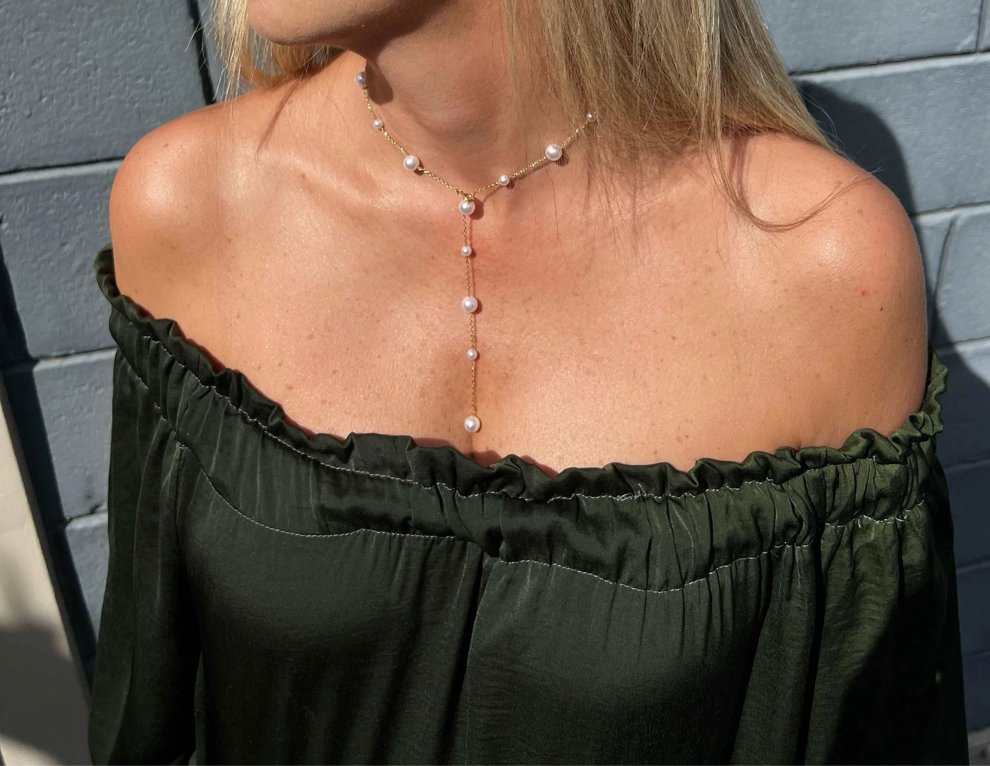 Neve Pearl Drop Necklace