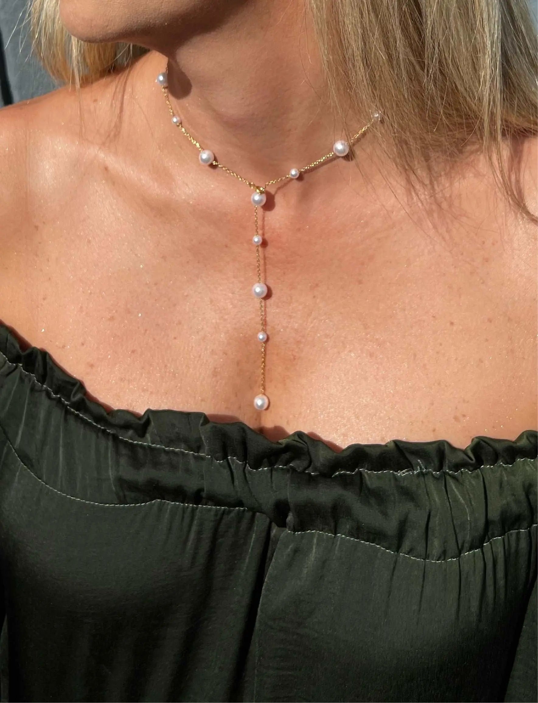 Neve Pearl Drop Necklace