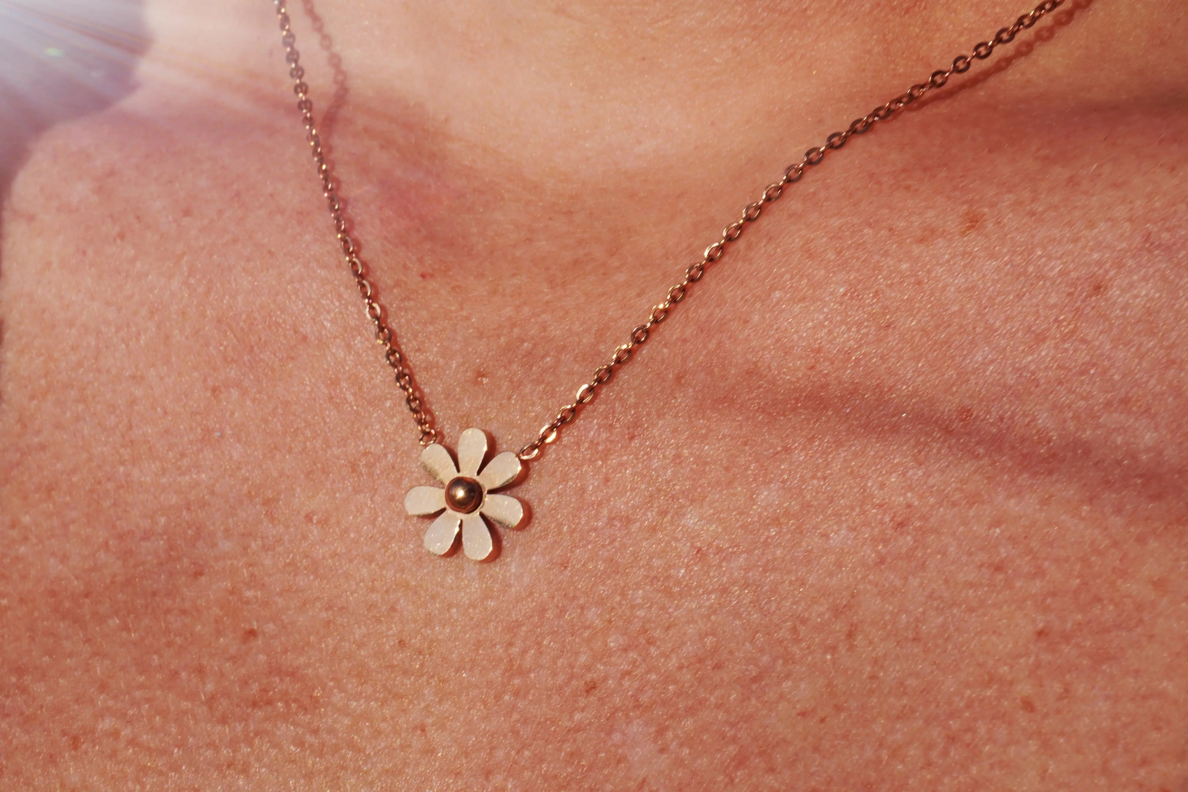 Lauren Daisy Necklace Perfectly Lovely Boutique